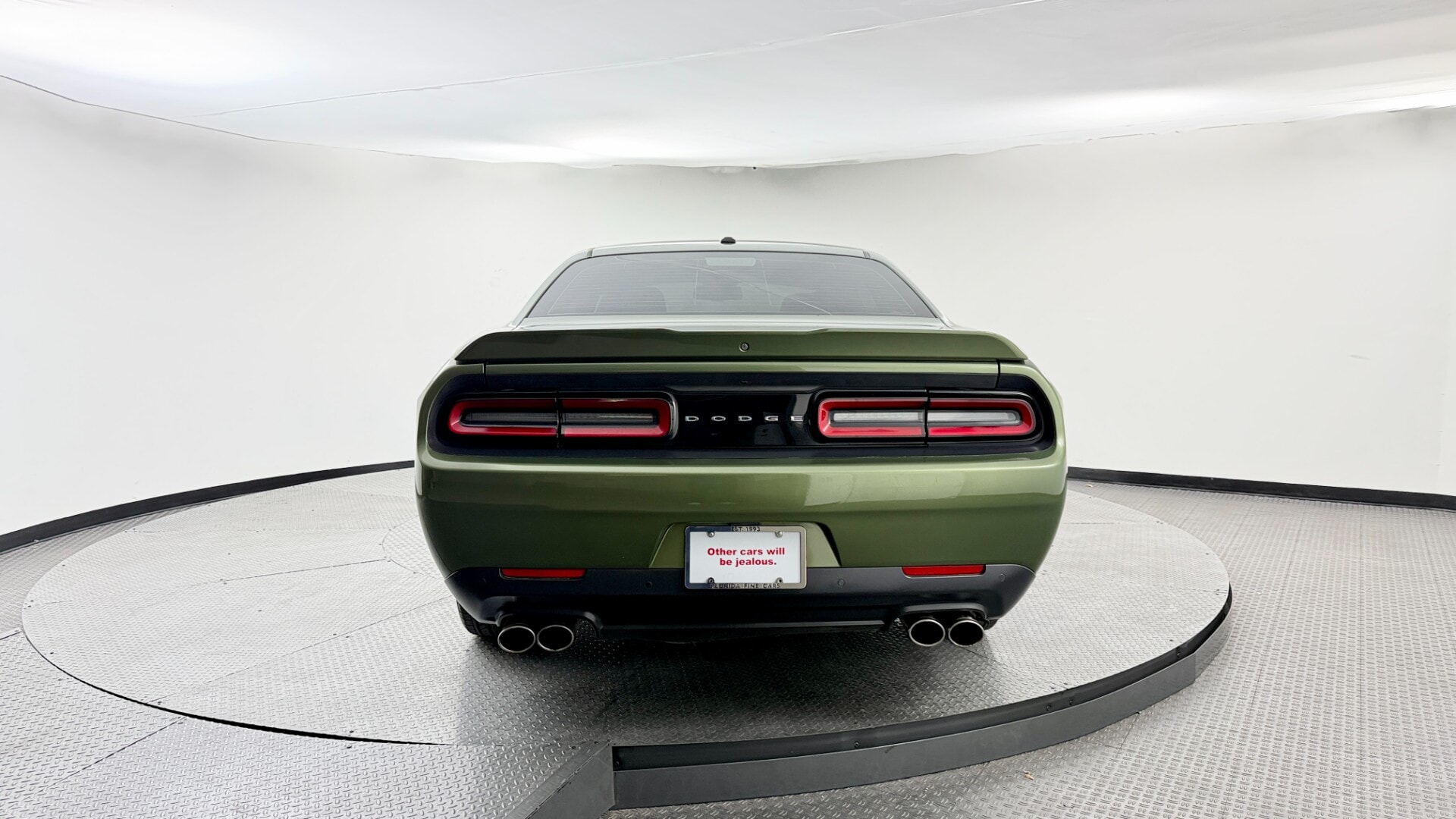 used vehicle - COUPE DODGE CHALLENGER 2018