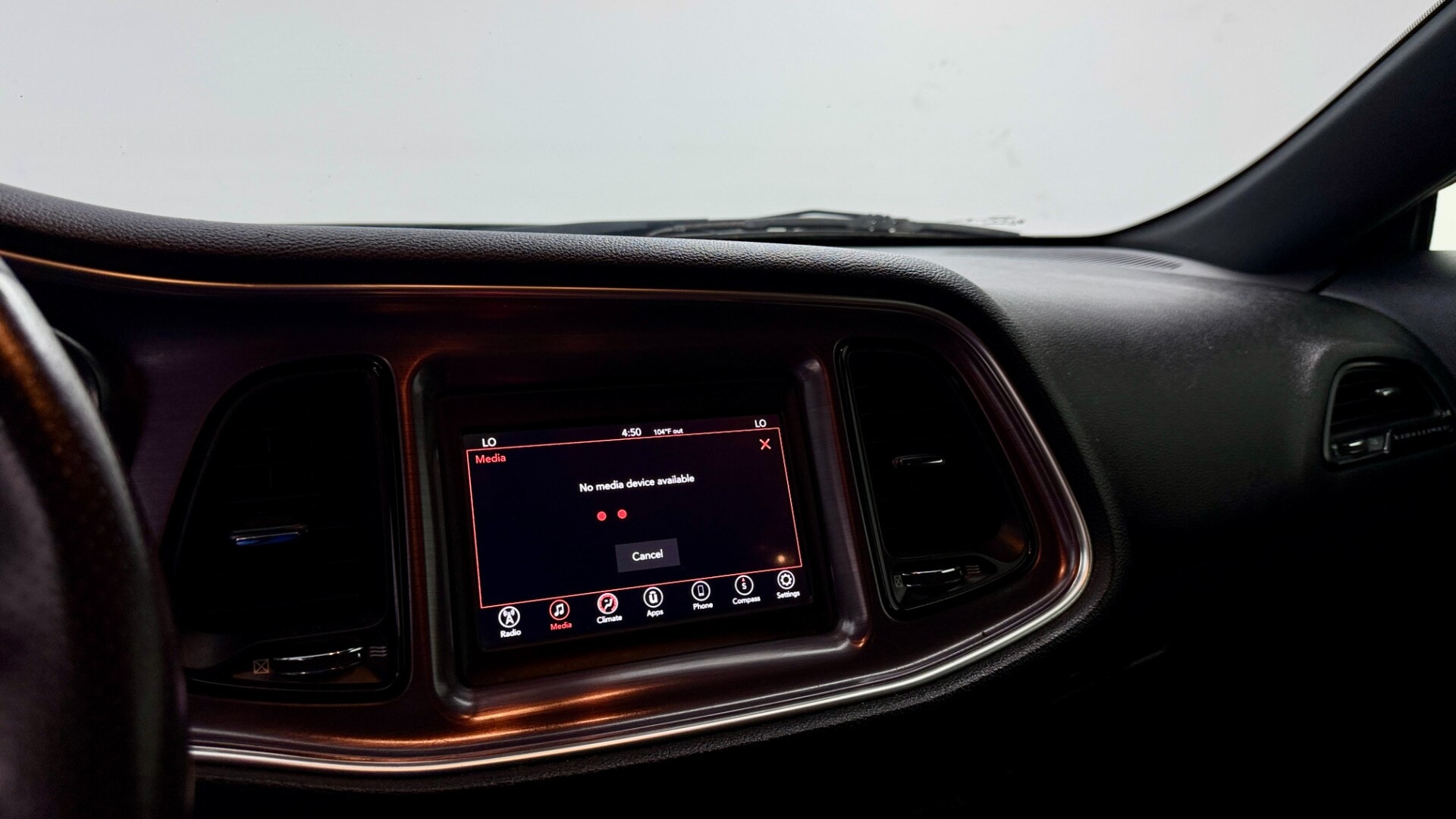 used vehicle - COUPE DODGE CHALLENGER 2018