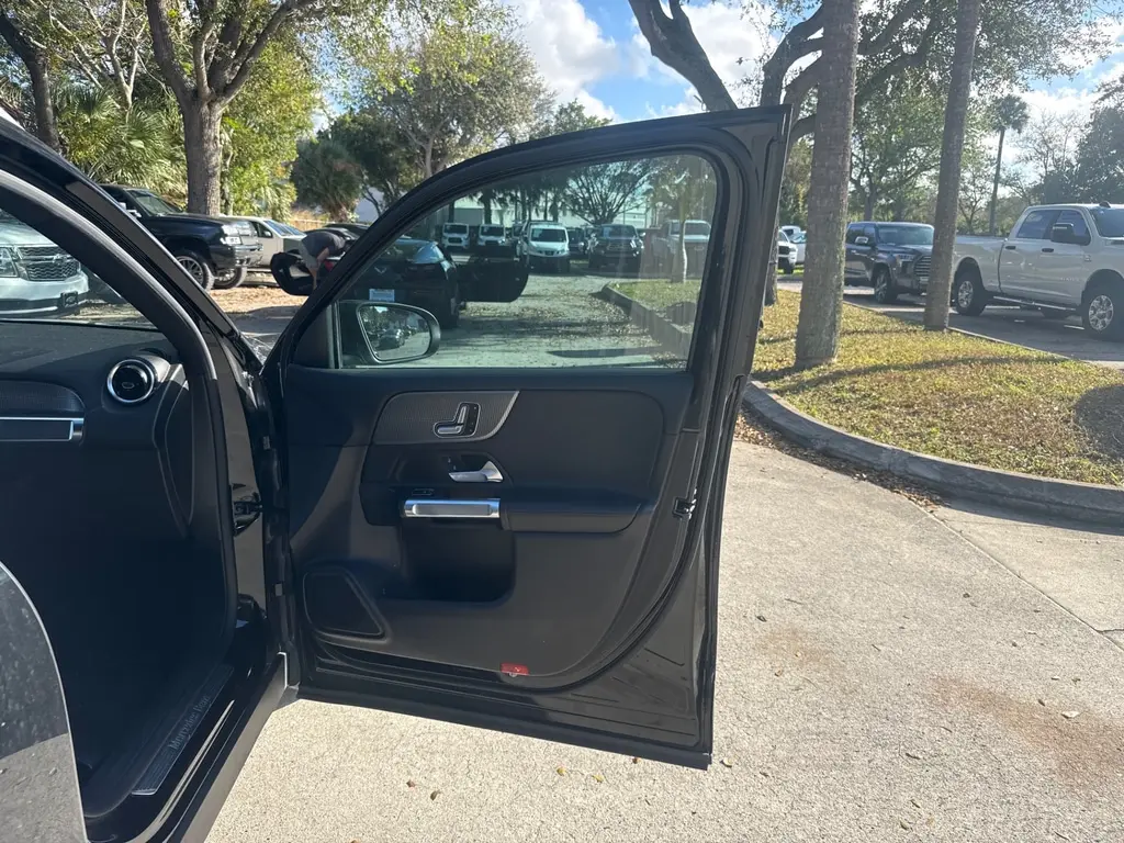 Florida Fine Cars - Used MERCEDES-BENZ GLB 2021 WEST PALM GLB 250