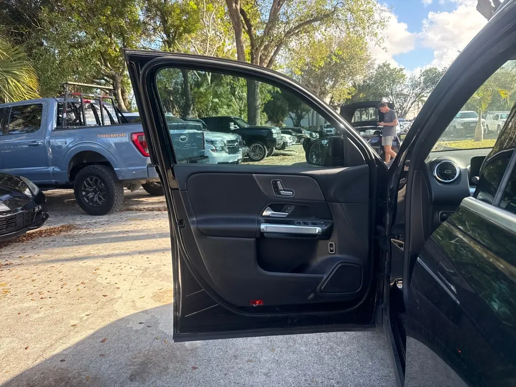 Florida Fine Cars - Used MERCEDES-BENZ GLB 2021 WEST PALM GLB 250