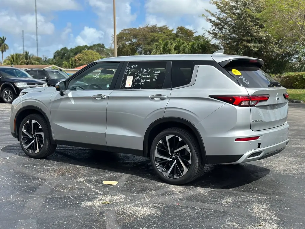 Florida Fine Cars - Used MITSUBISHI OUTLANDER 2024 MARGATE SE