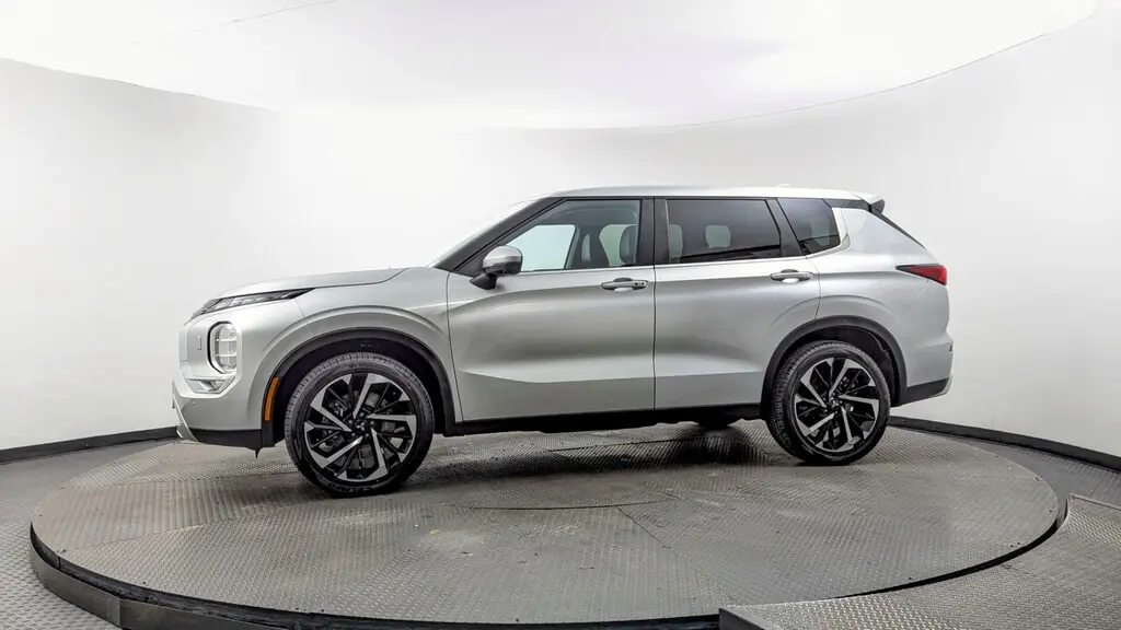 Florida Fine Cars - Used MITSUBISHI OUTLANDER 2024 MARGATE SE