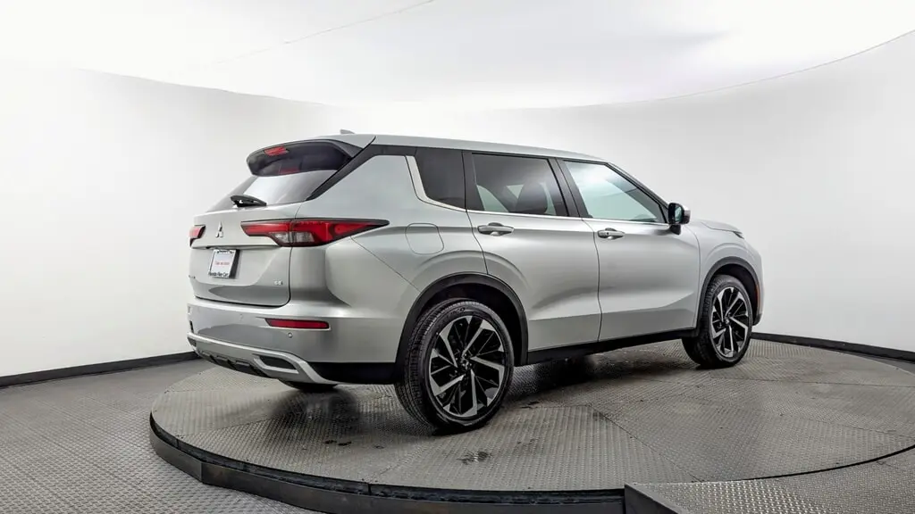 Florida Fine Cars - Used MITSUBISHI OUTLANDER 2024 MARGATE SE
