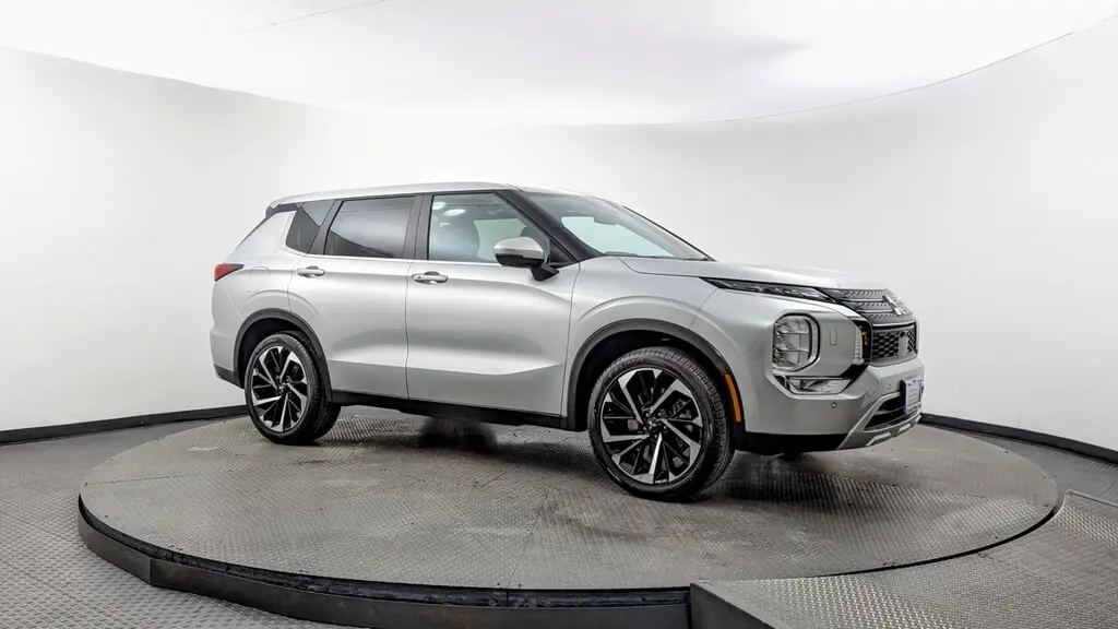 Florida Fine Cars - Used MITSUBISHI OUTLANDER 2024 MARGATE SE
