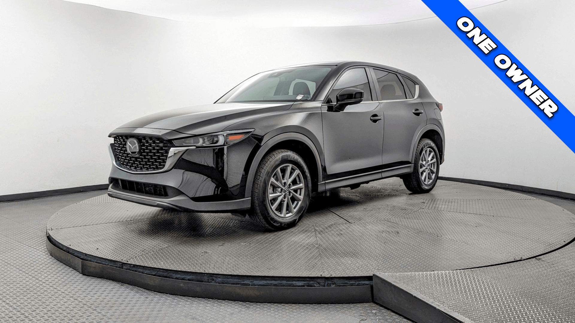 2022 Mazda CX-5 S Preferred package