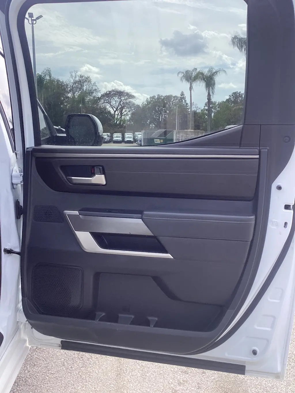 Florida Fine Cars - Used TOYOTA TUNDRA 4WD 2023 ORLANDO SR5