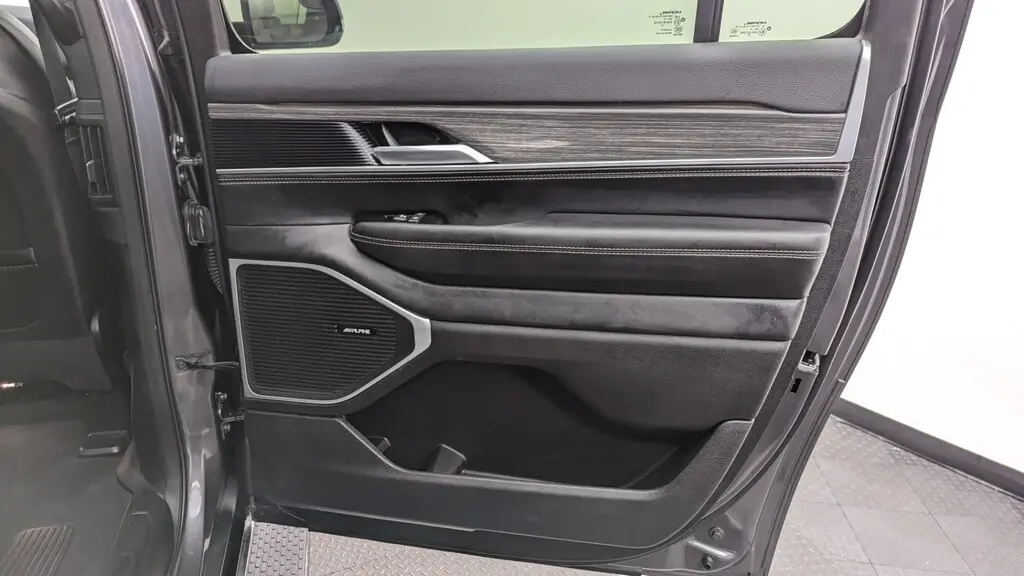 Florida Fine Cars - Used JEEP WAGONEER L 2024 MIAMI SERIES II