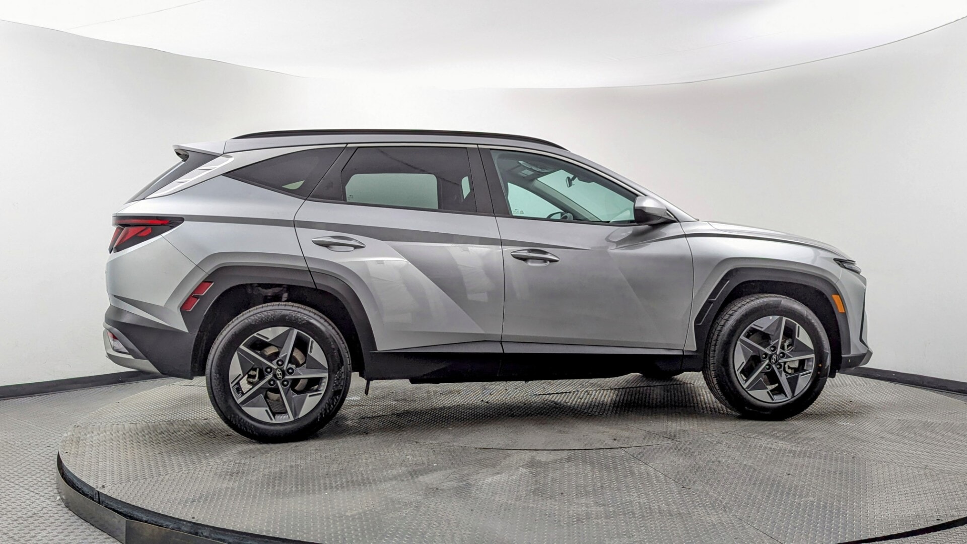 used vehicle - SUV HYUNDAI TUCSON 2025