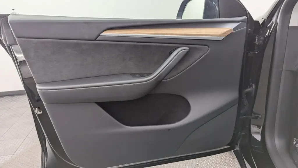 Florida Fine Cars - Used TESLA MODEL Y 2023 MARGATE LONG RANGE