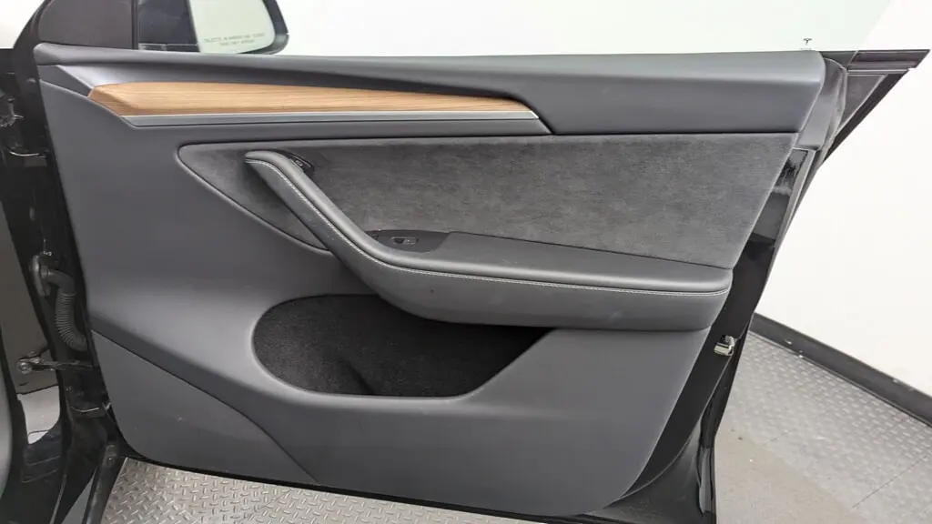 Florida Fine Cars - Used TESLA MODEL Y 2023 MARGATE LONG RANGE