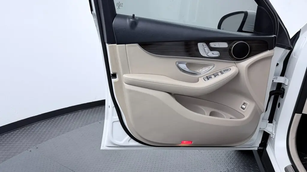 Florida Fine Cars - Used MERCEDES-BENZ GLC 2020 WEST PALM GLC 300