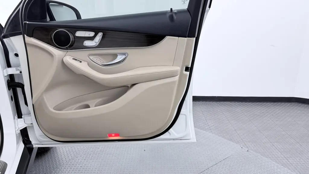 Florida Fine Cars - Used MERCEDES-BENZ GLC 2020 WEST PALM GLC 300