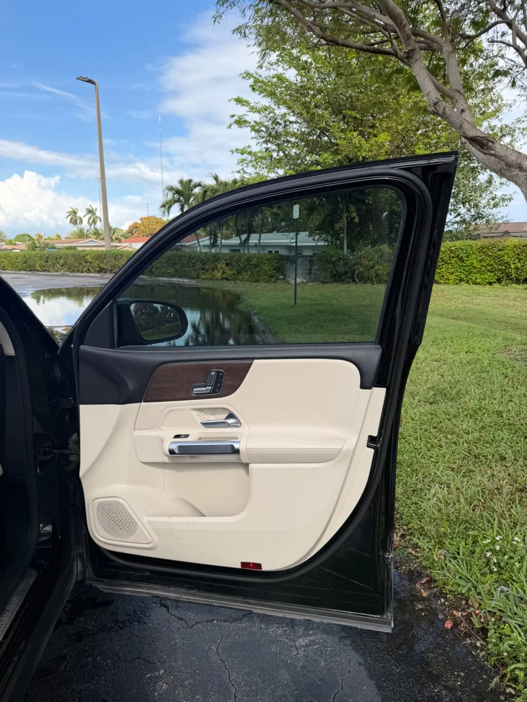 Florida Fine Cars - Used MERCEDES-BENZ GLB 2021 MARGATE GLB 250