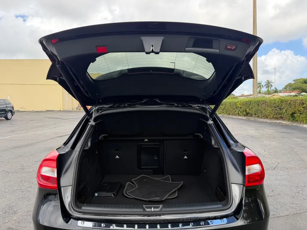 Florida Fine Cars - Used MERCEDES-BENZ GLA 2018 MARGATE GLA 250