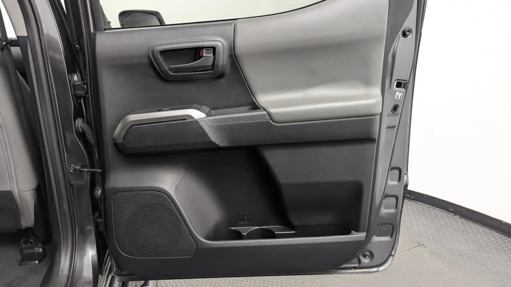 Florida Fine Cars - Used TOYOTA TACOMA 2WD 2019 MARGATE SR5