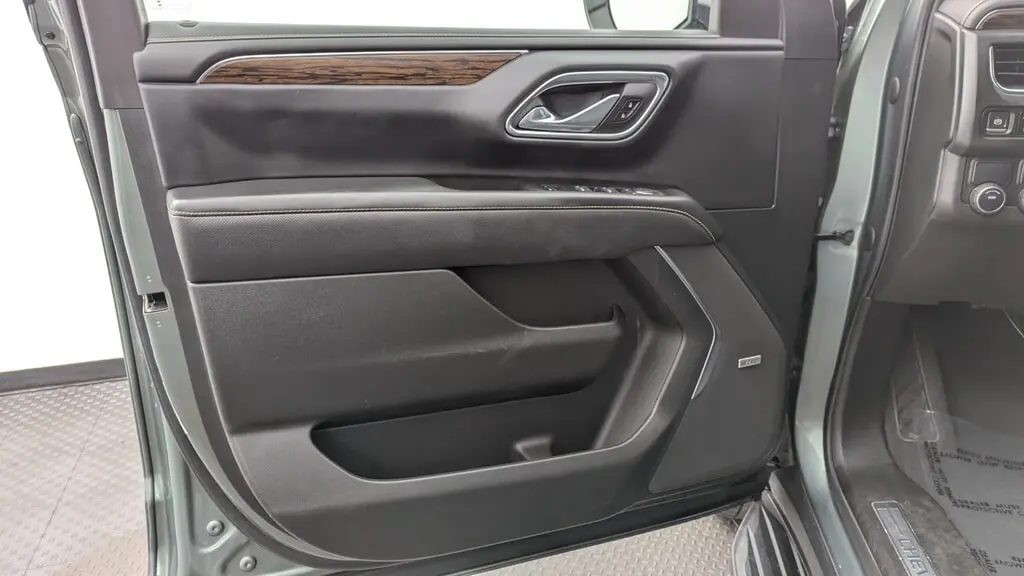 Florida Fine Cars - Used CHEVROLET SUBURBAN 2023 WEST PALM PREMIER