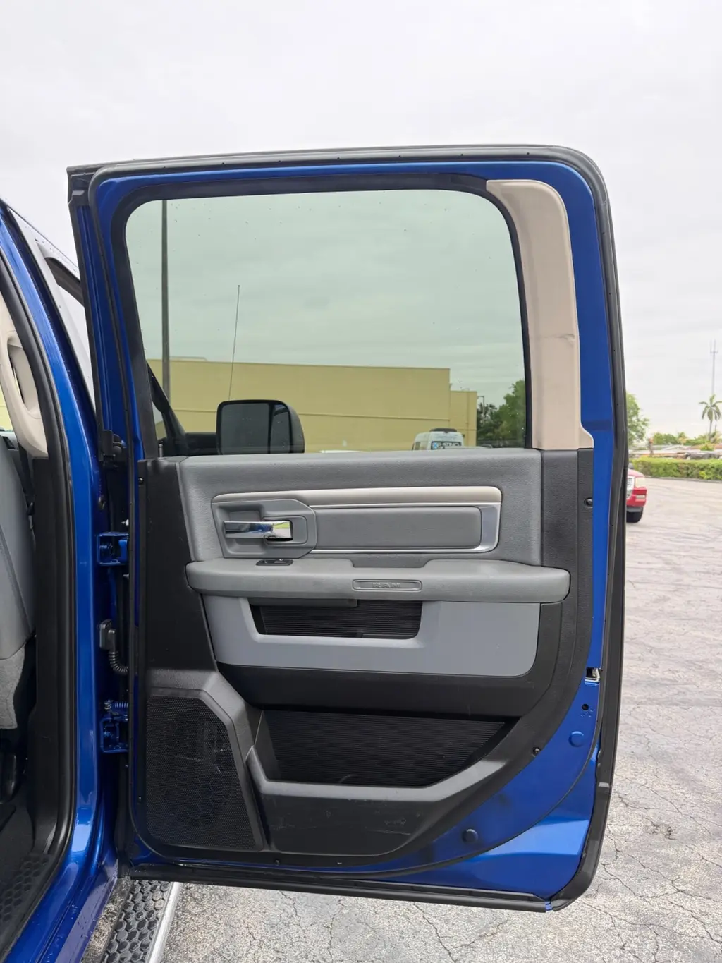 Florida Fine Cars - Used RAM 2500 2018 MIAMI SLT