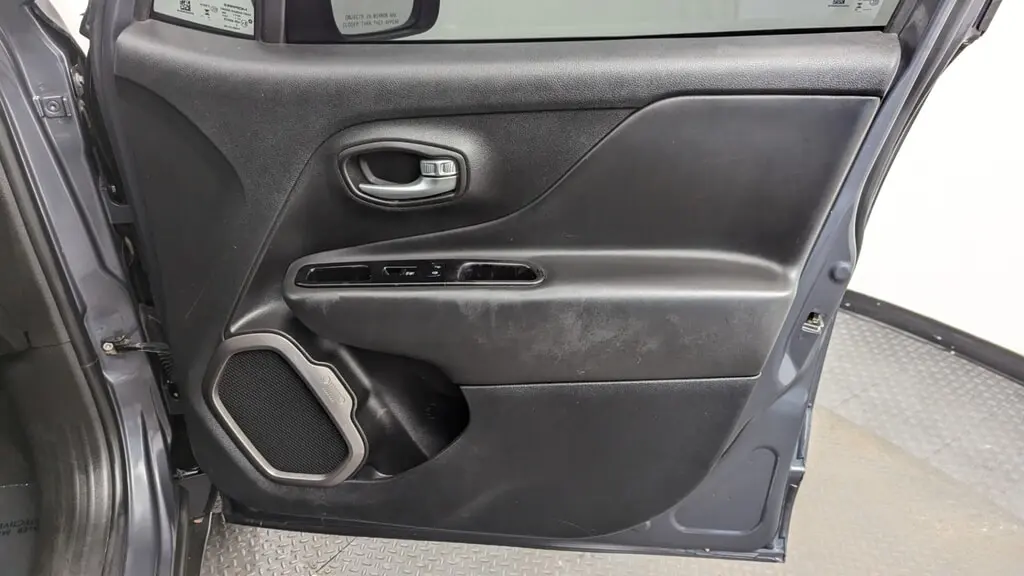 Florida Fine Cars - Used JEEP RENEGADE 2023 MARGATE LATITUDE