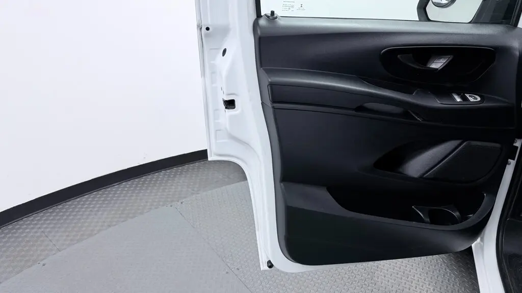 Florida Fine Cars - Used MERCEDES-BENZ METRIS 2018 WEST PALM WORKER