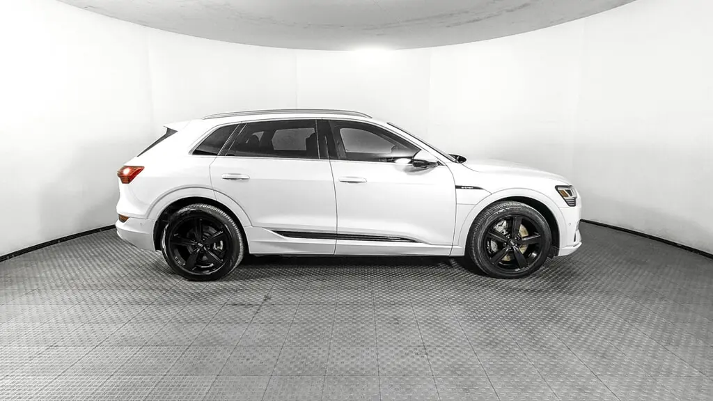 Florida Fine Cars - Used AUDI E-TRON 2019 ORLANDO PREMIUM PLUS