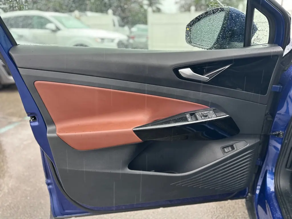 Florida Fine Cars - Used VOLKSWAGEN ID.4 2021 MIAMI PRO S