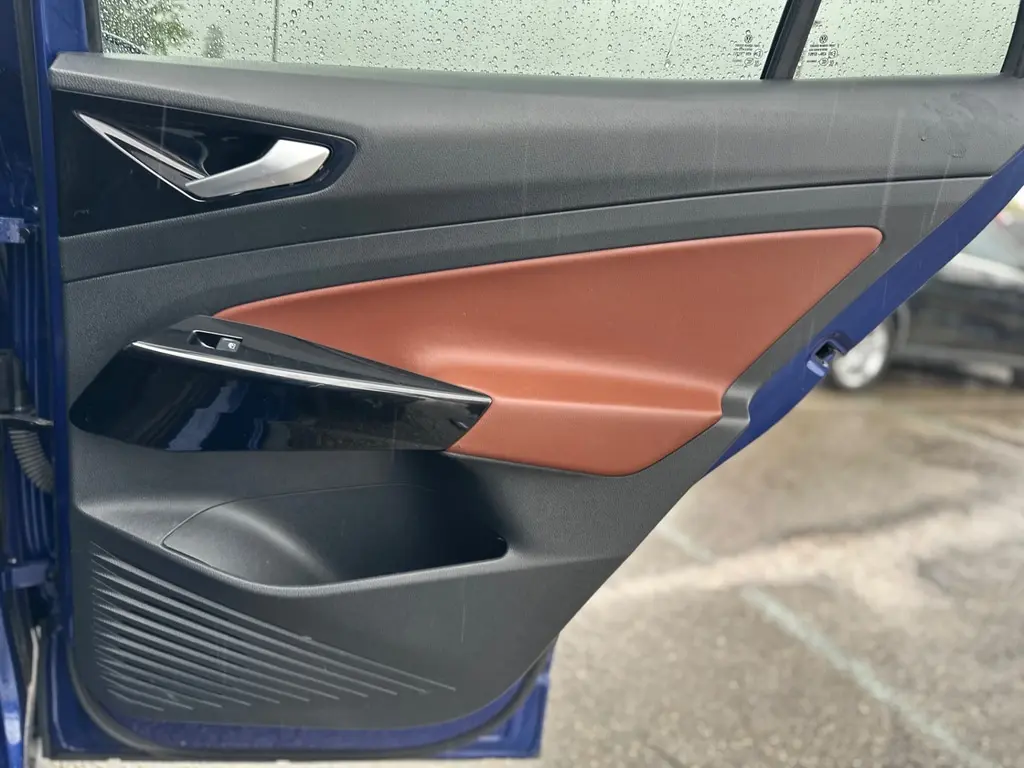 Florida Fine Cars - Used VOLKSWAGEN ID.4 2021 MIAMI PRO S