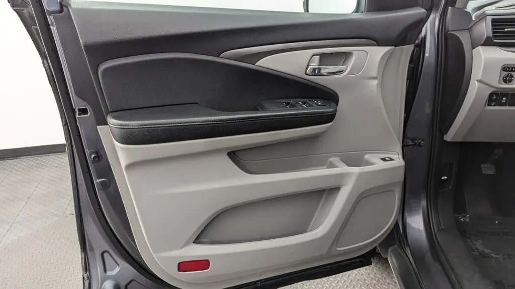 Florida Fine Cars - Used HONDA PILOT 2019 MIAMI LX