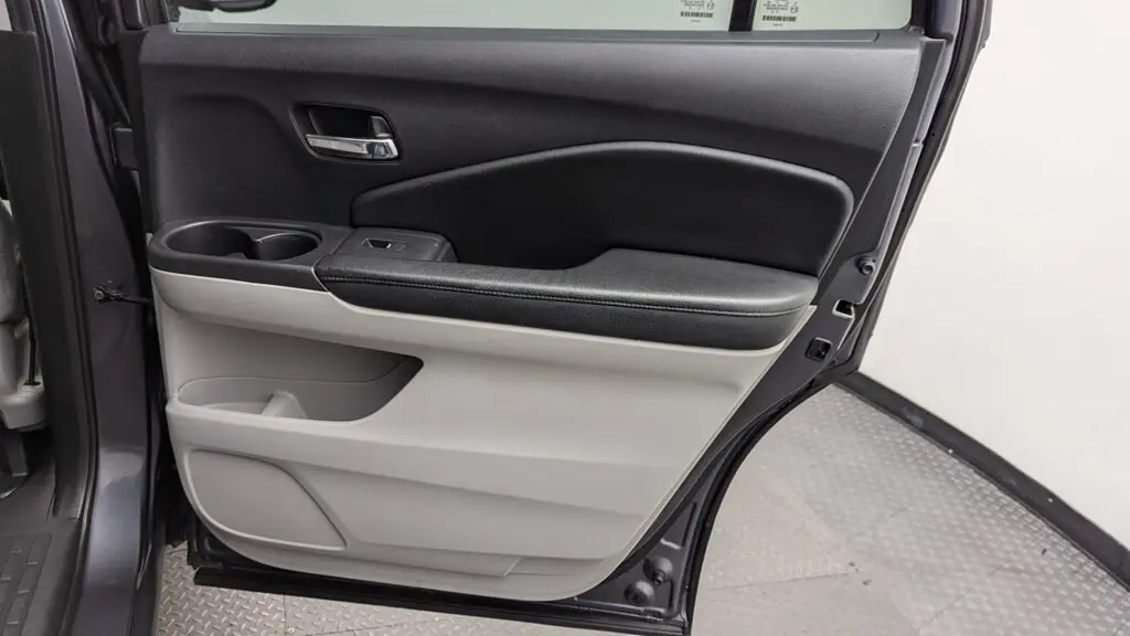 Florida Fine Cars - Used HONDA PILOT 2019 MIAMI LX