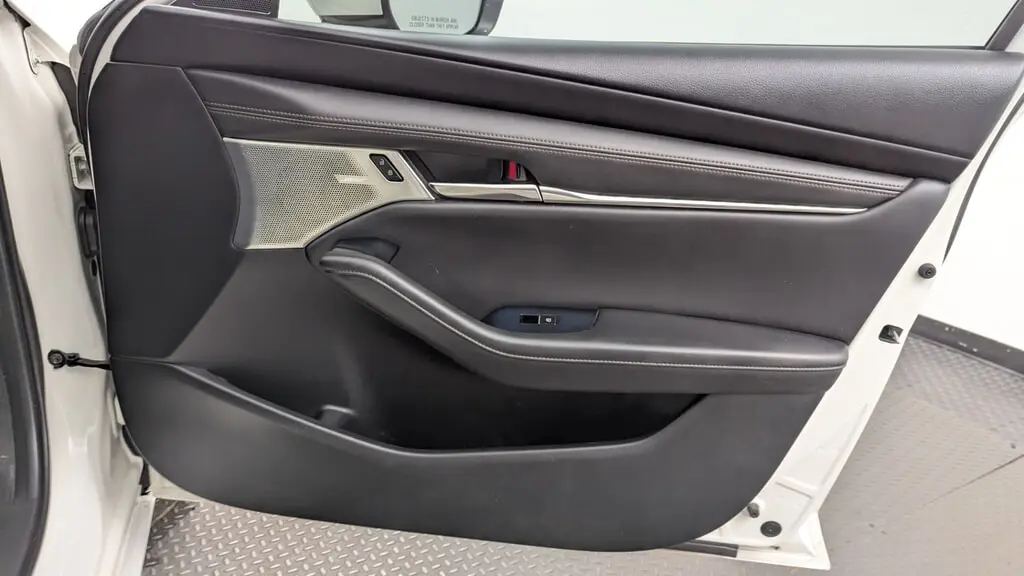 Florida Fine Cars - Used MAZDA MAZDA3 HATCHBACK 2019 MIAMI W/PREFERRED PKG