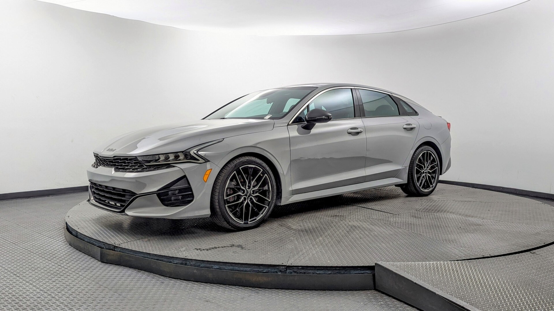 2022 Kia Optima GT FWD's photo
