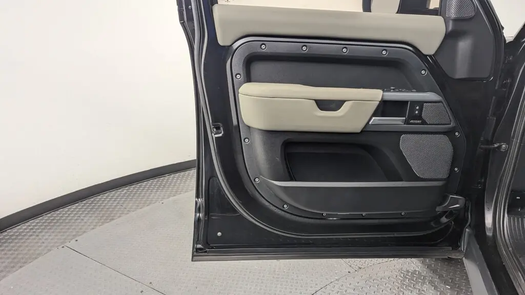 Florida Fine Cars - Used LAND ROVER DEFENDER 2023 WEST PALM X-DYNAMIC SE