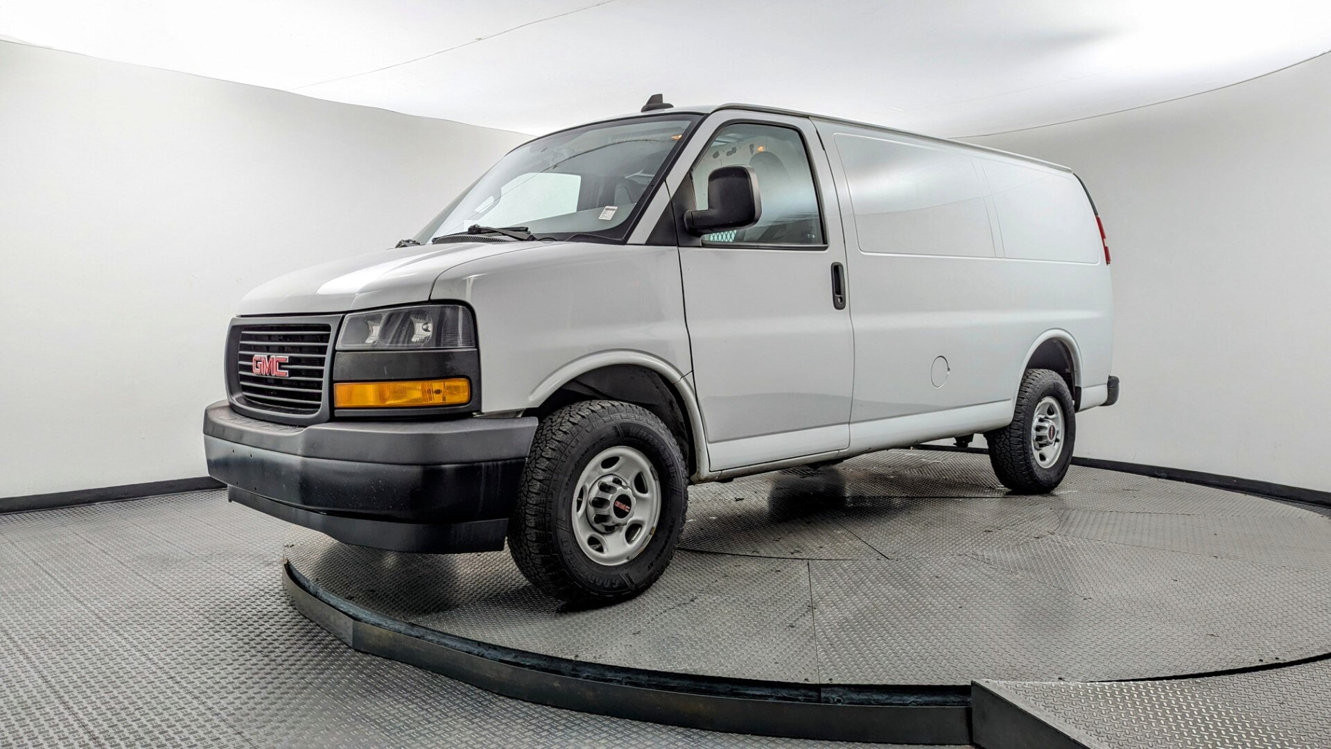 2021 GMC Savana Cargo Work Van