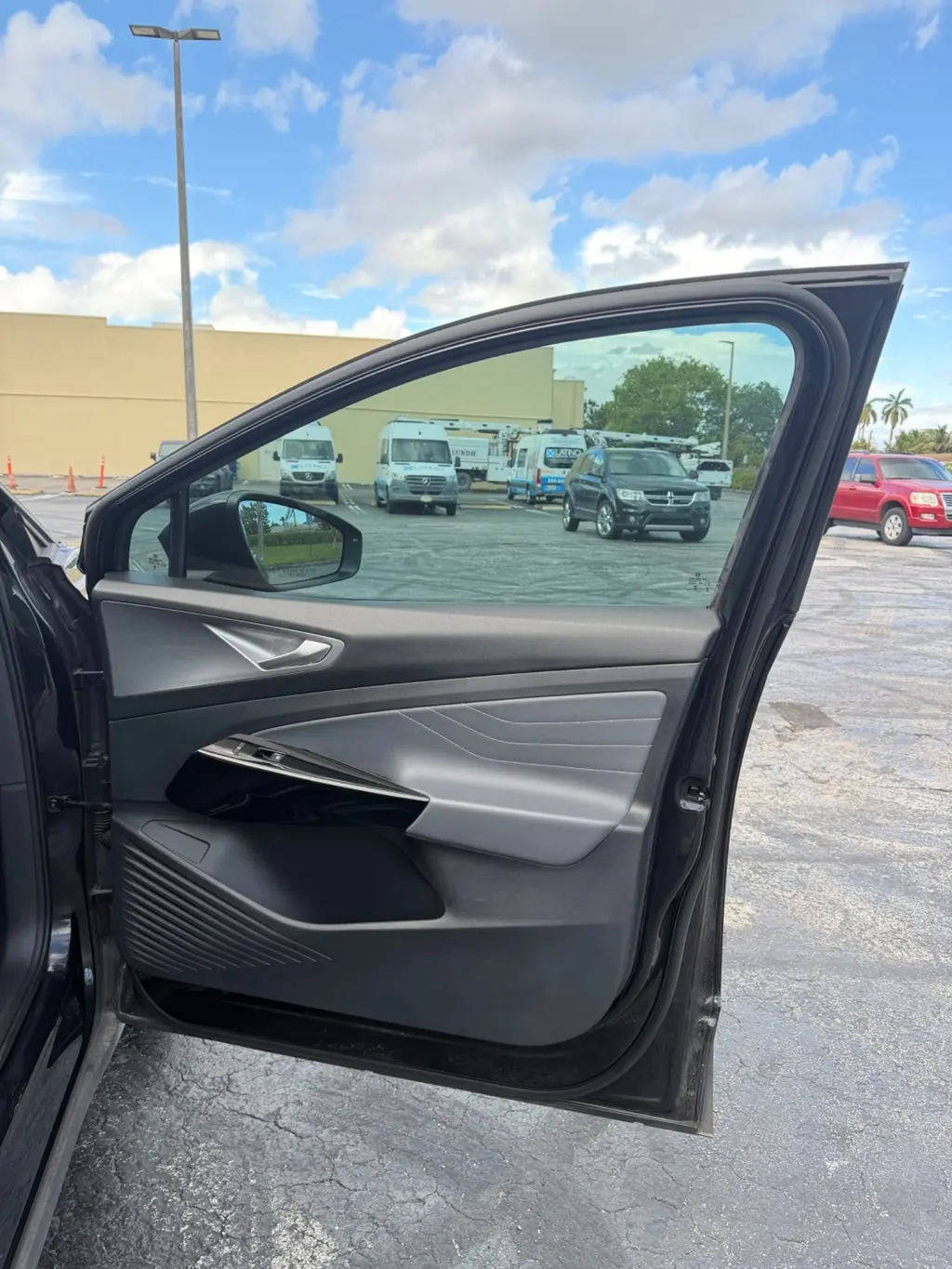 Florida Fine Cars - Used VOLKSWAGEN ID.4 2023 MIAMI PRO S