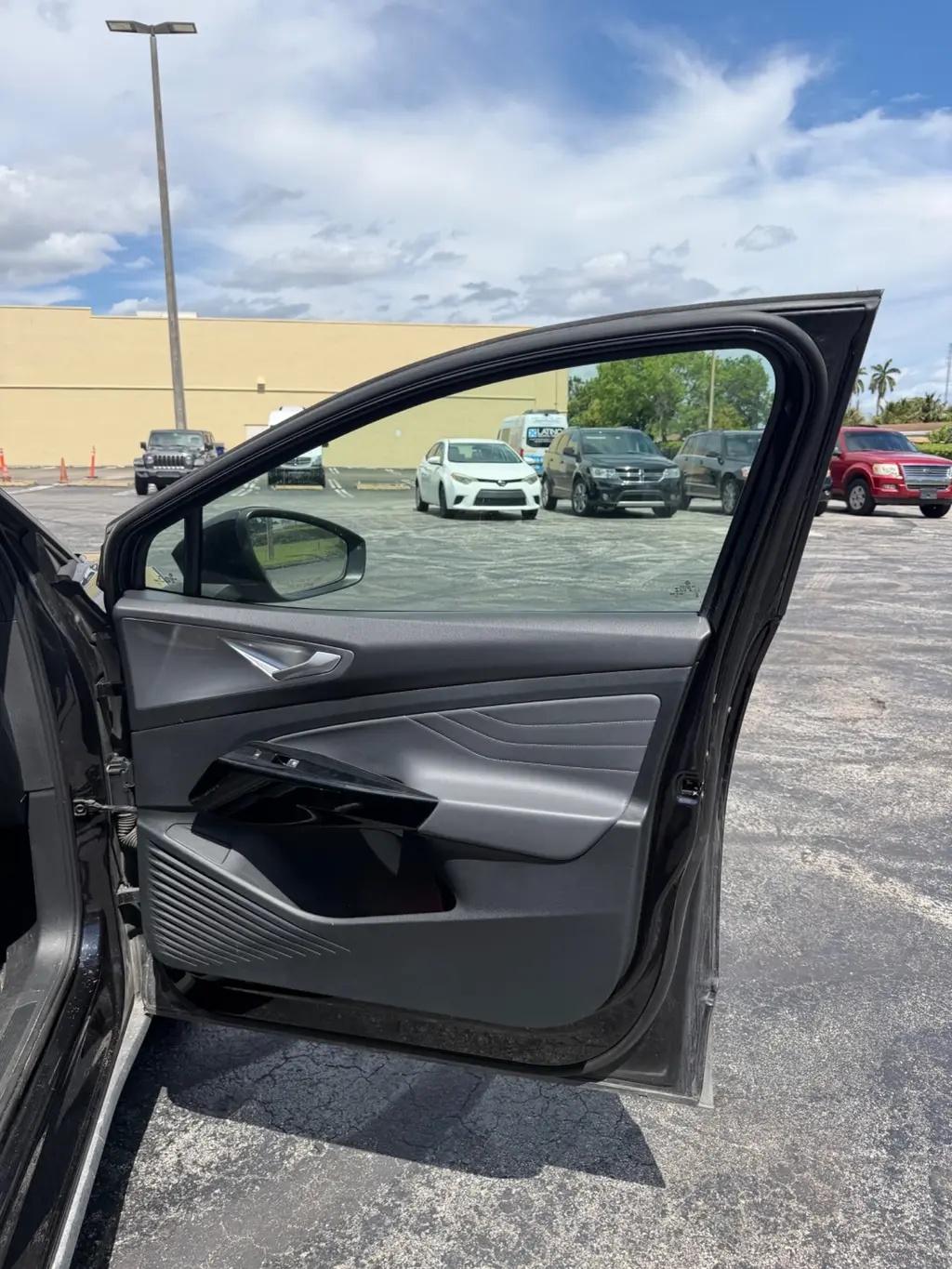 Florida Fine Cars - Used VOLKSWAGEN ID.4 2023 MIAMI PRO S