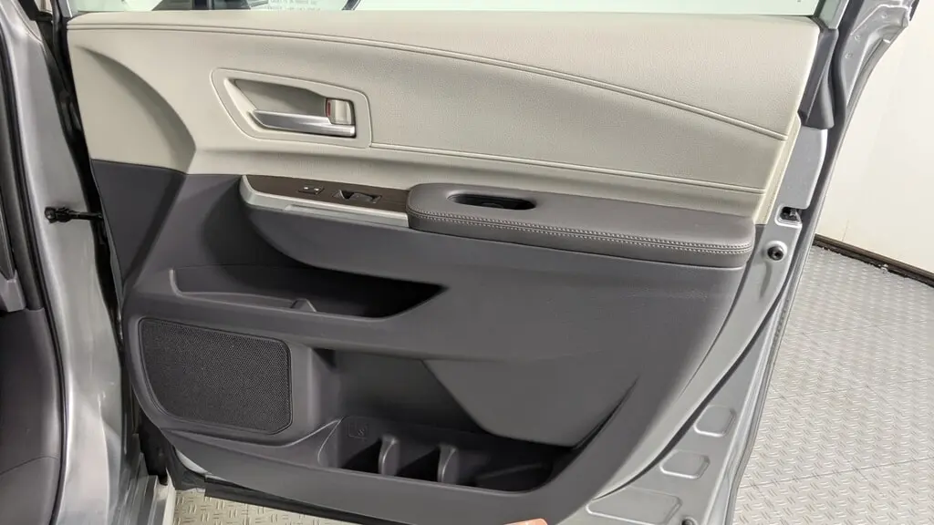 Florida Fine Cars - Used TOYOTA SIENNA 2022 ORLANDO XLE