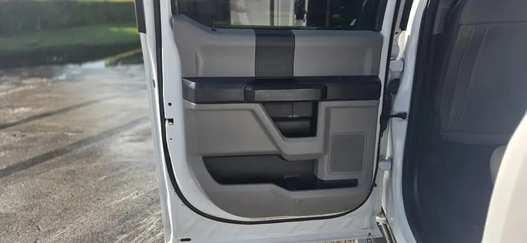 Florida Fine Cars - Used FORD SUPER DUTY F-250 SRW 2019 MIAMI XL