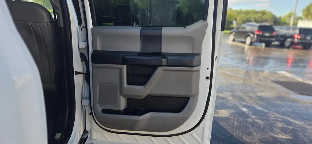 Florida Fine Cars - Used FORD SUPER DUTY F-250 SRW 2019 MIAMI XL