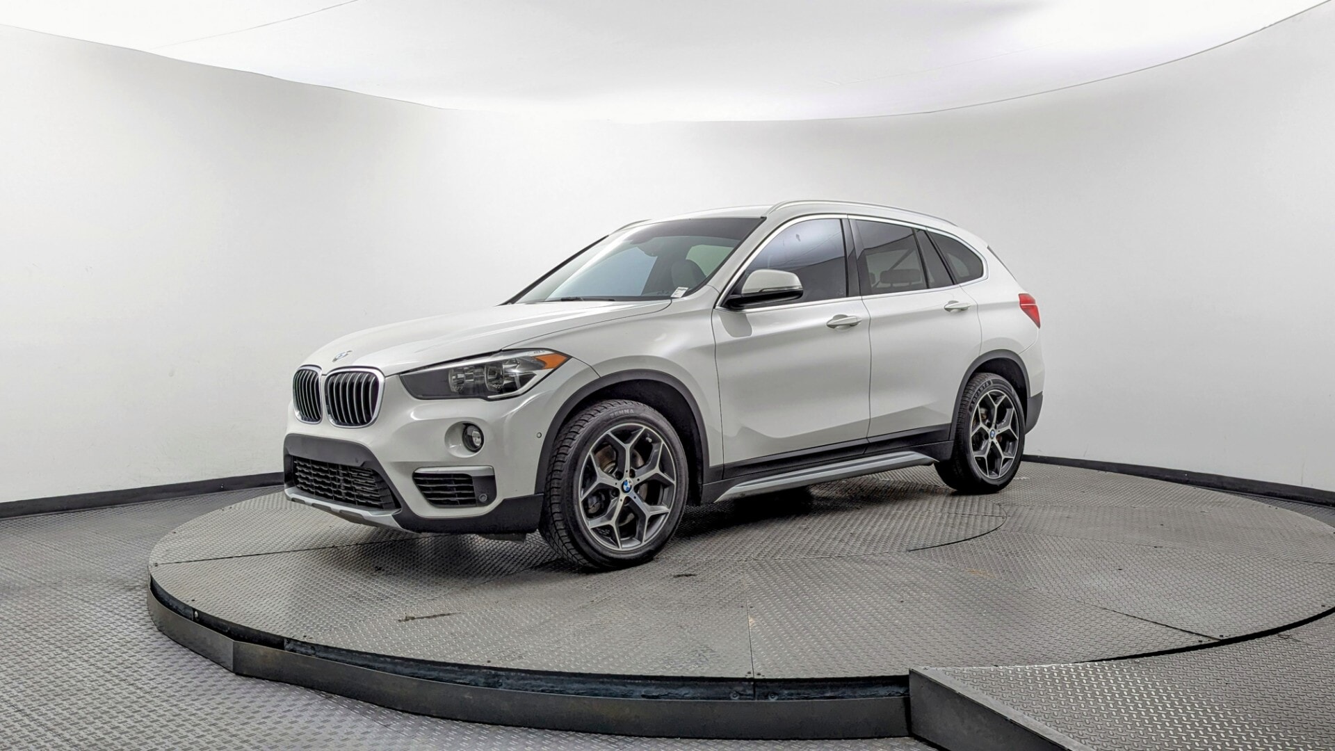 2018 BMW X1 28i