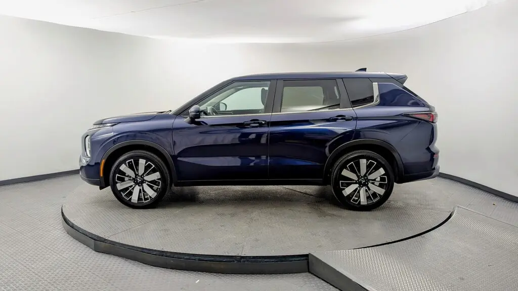 Florida Fine Cars - Used MITSUBISHI OUTLANDER 2025 MIAMI SE