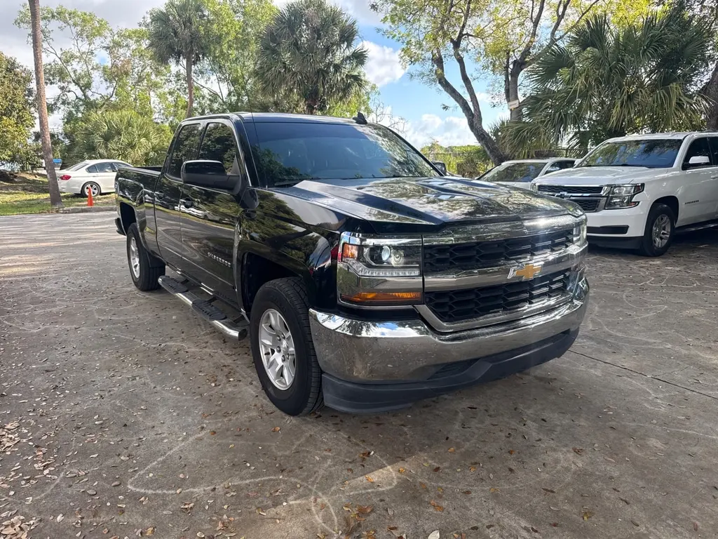 Florida Fine Cars - Used CHEVROLET SILVERADO 1500 2018 WEST PALM LT