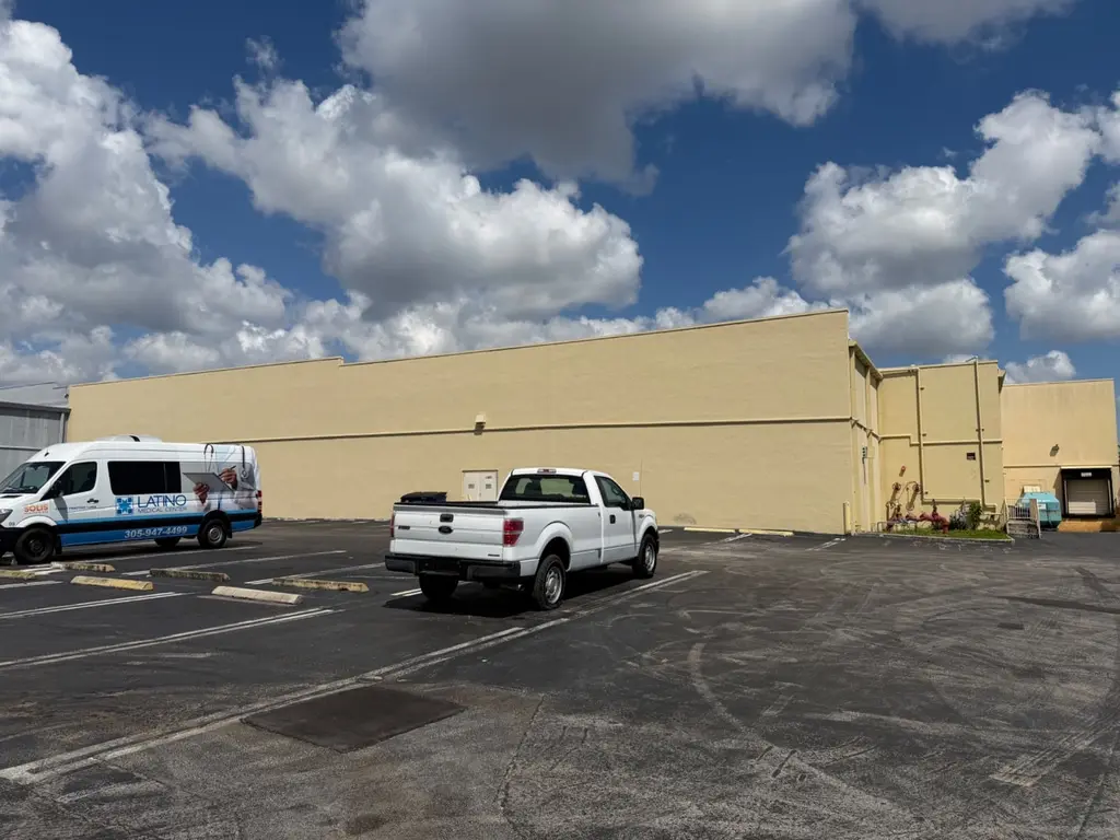 Florida Fine Cars - Used FORD F-150 2011 MIAMI XL