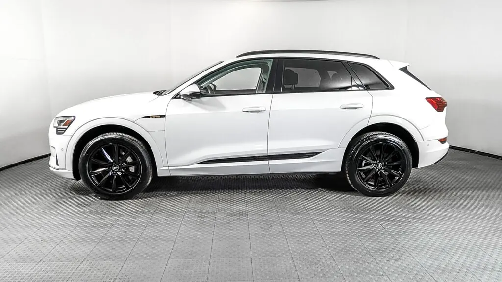 Florida Fine Cars - Used AUDI E-TRON 2021 ORLANDO PREMIUM