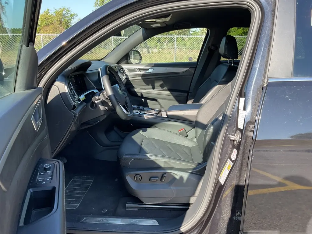 Florida Fine Cars - Used VOLKSWAGEN ATLAS CROSS SPORT 2024 ORLANDO 2.0T SE W/TECHNOLOGY