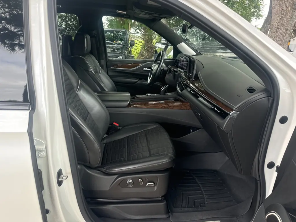 Florida Fine Cars - Used CADILLAC ESCALADE ESV 2021 WEST PALM SPORT PLATINUM