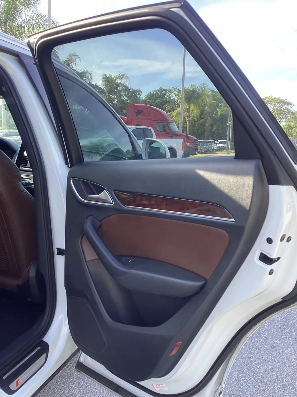 Florida Fine Cars - Used AUDI Q3 2018 ORLANDO SPORT PREMIUM