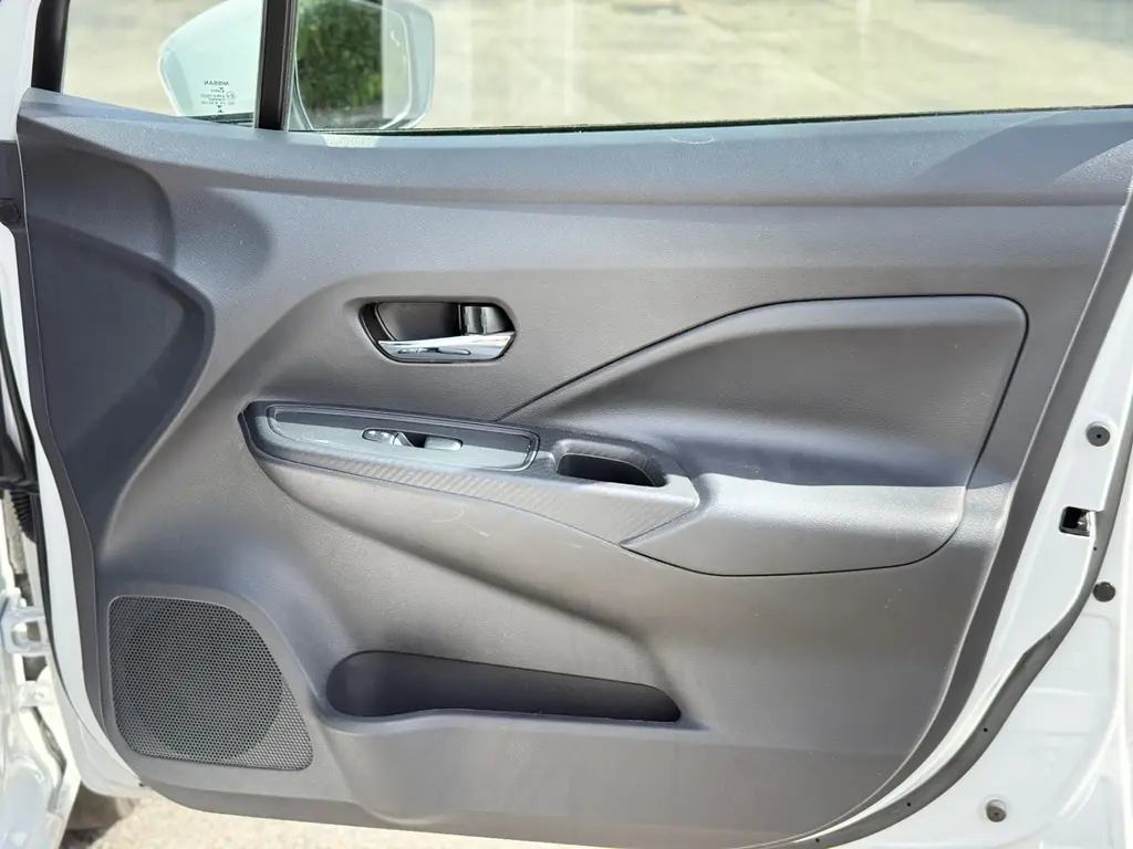 Florida Fine Cars - Used NISSAN VERSA 2025 MARGATE SV