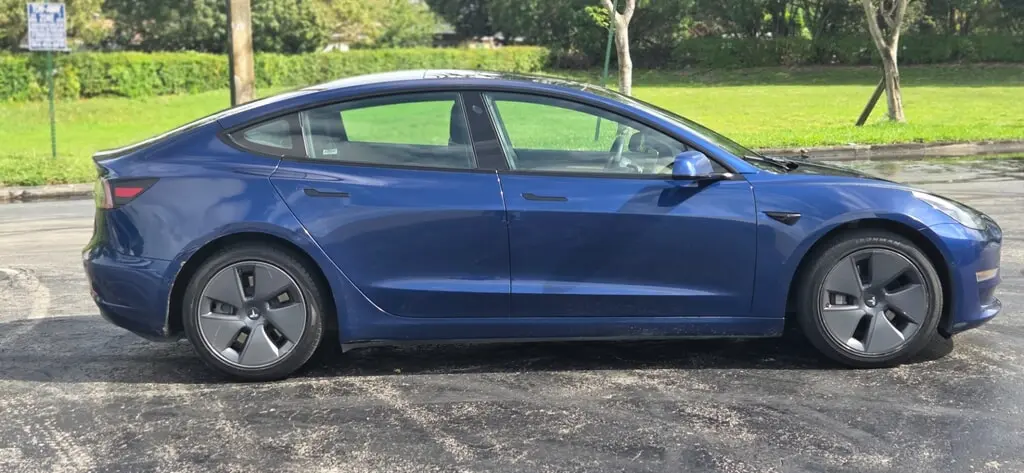 Florida Fine Cars - Used TESLA MODEL 3 2022 MIAMI LONG RANGE