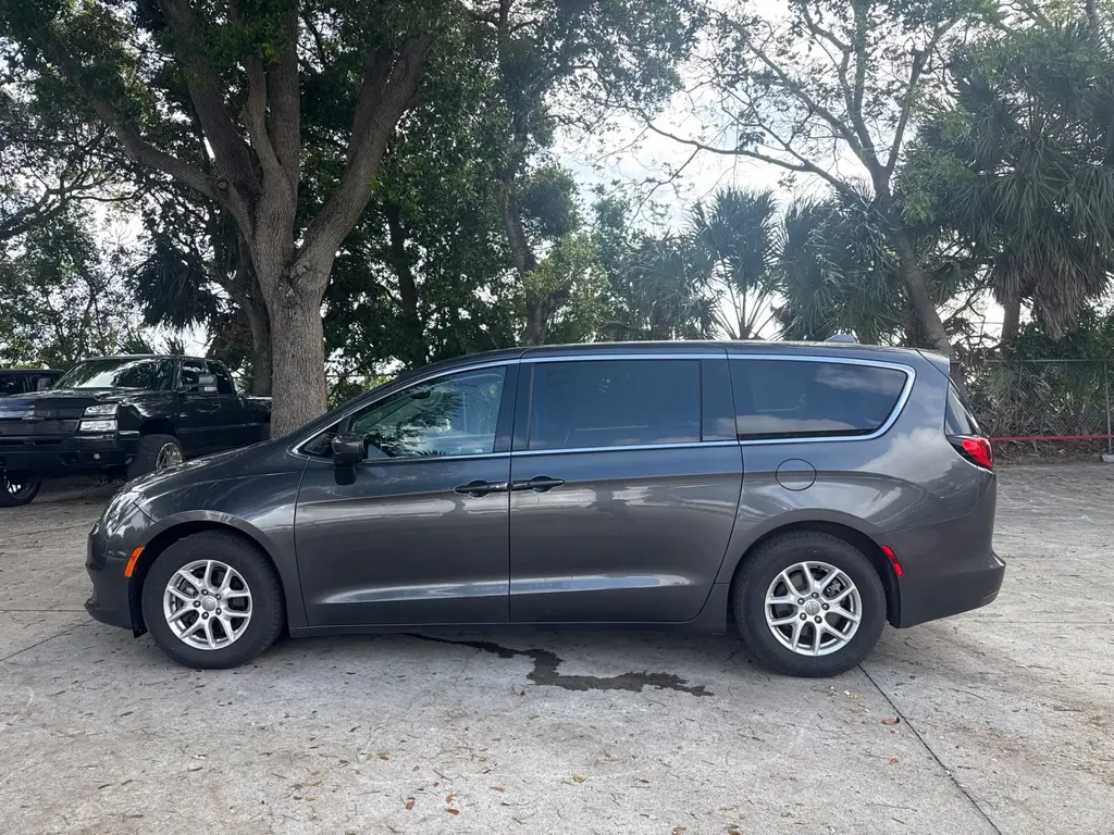 Florida Fine Cars - Used CHRYSLER PACIFICA 2017 WEST PALM TOURING