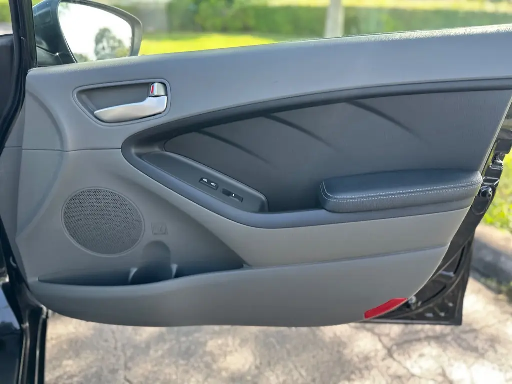 Florida Fine Cars - Used KIA FORTE 2017 MARGATE LX