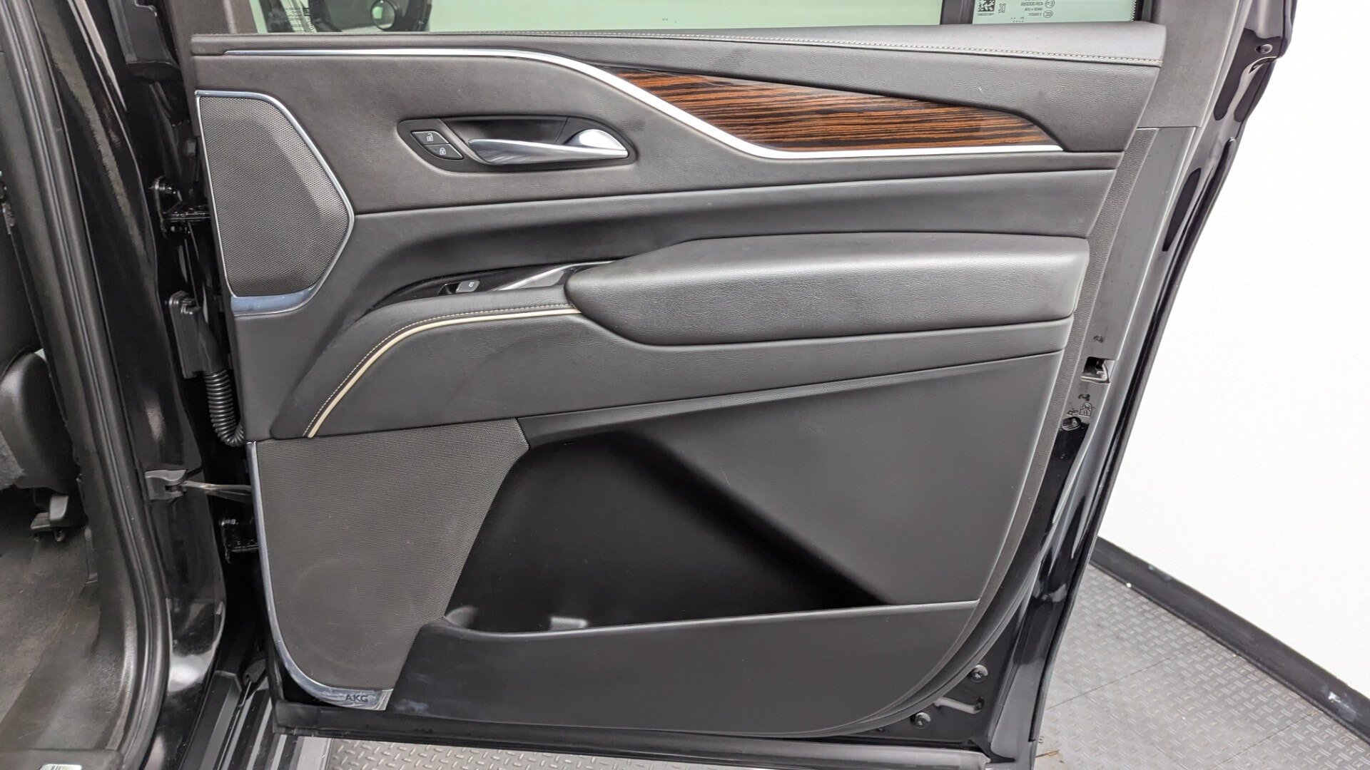 Florida Fine Cars - Used vehicle - SUV CADILLAC ESCALADE ESV 2022